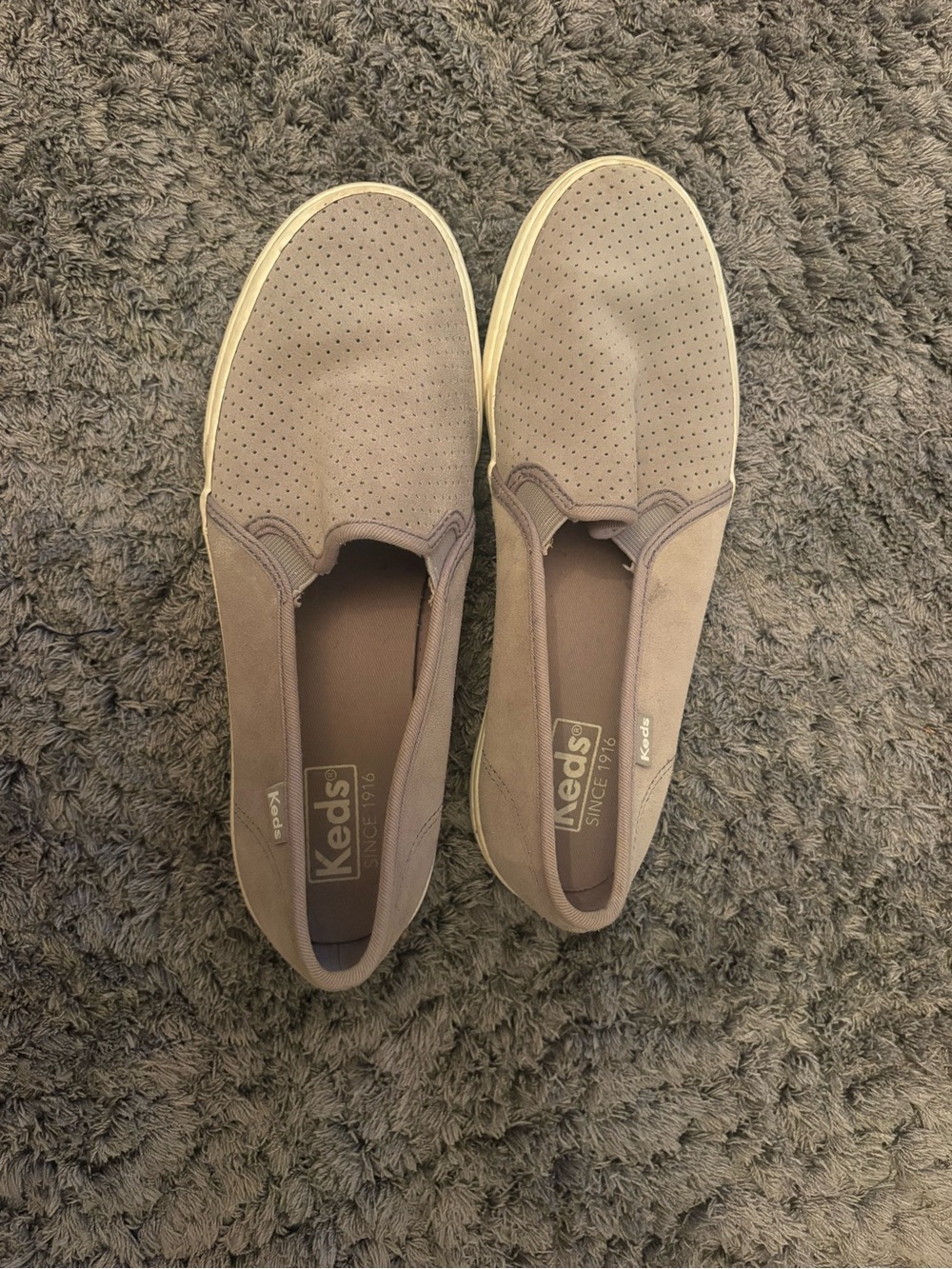 Keds Gray Women's Slip-On Sneakers - 8